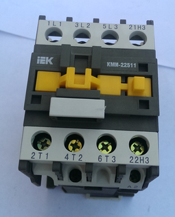 картинка Контактор КМИ-22511, 230 В, 50 Гц, 25А ТУ 02 АГИЕ от магазина Одежда+
